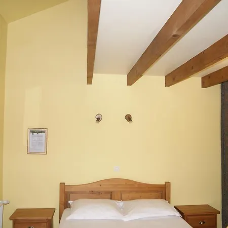Le Du Tau 3* Touquin